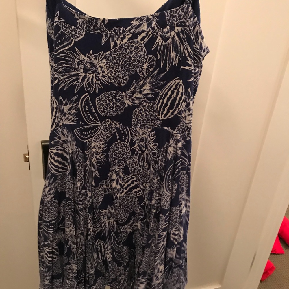 Short talula pineapple